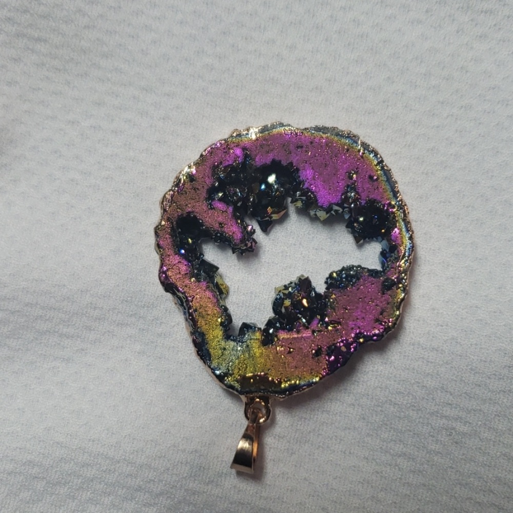 Large stone pendant